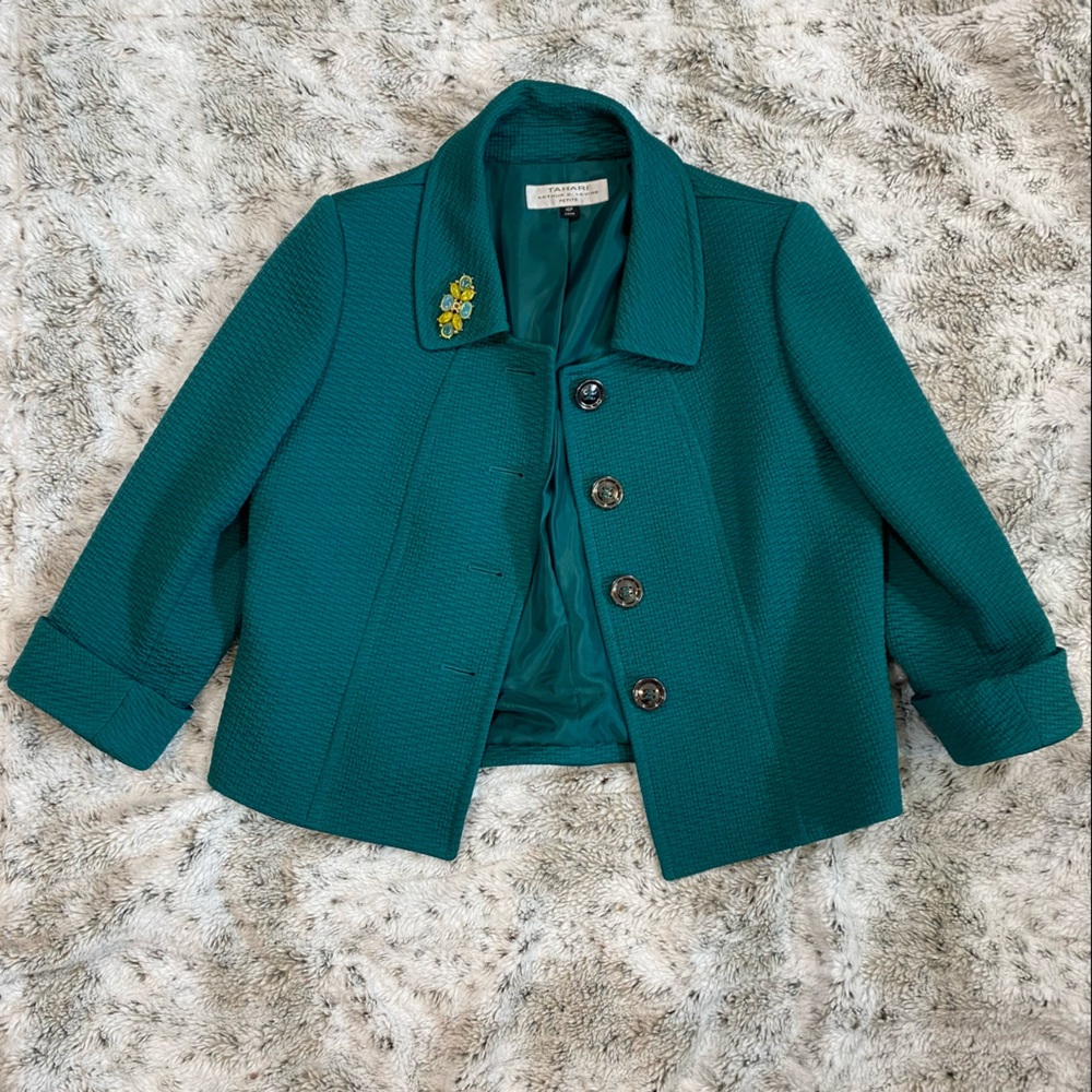 Tahari Green Quilted Blazer
